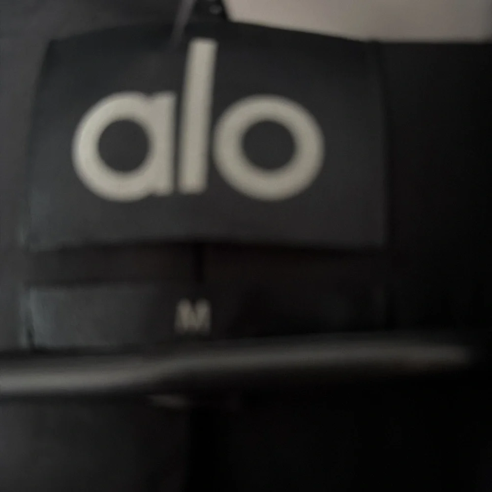 ALO Yoga Women's Black Long Trench Coat